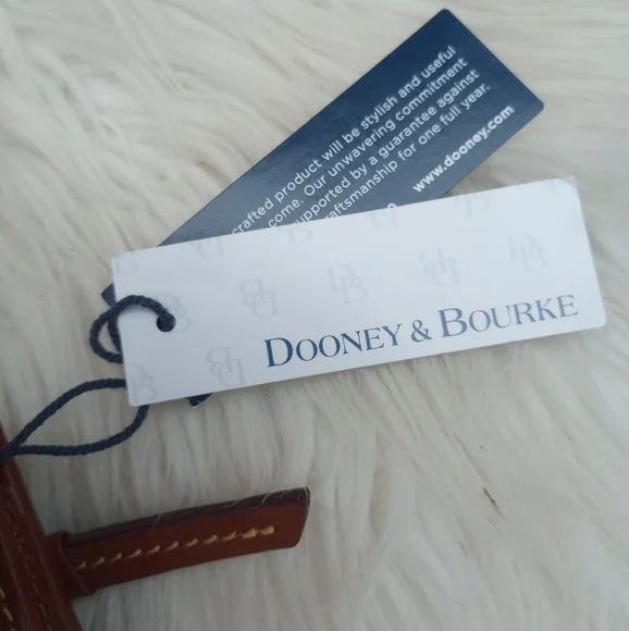 Dooney and Bourke Charcoal Tartan Plaid Windsor Continental Wallet - Picture 12 of 16